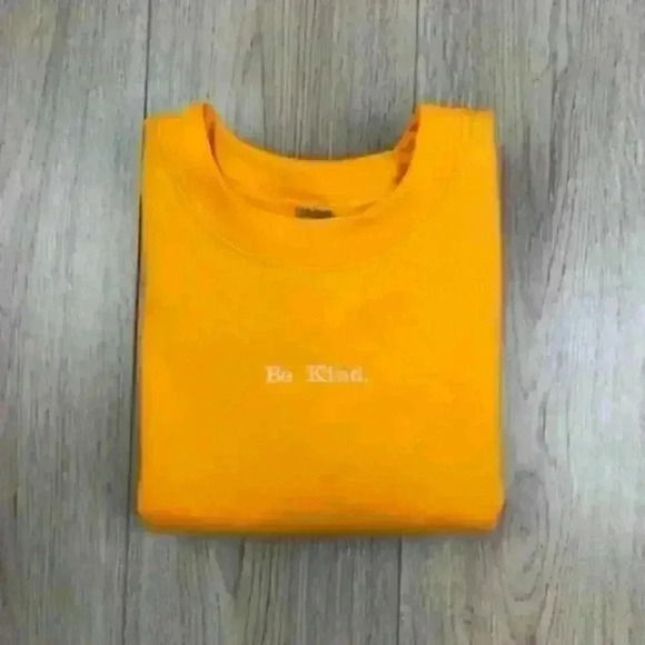 Gold Embroidered Crewneck Sweatshirt "Be Kind" - Picture 1 of 3